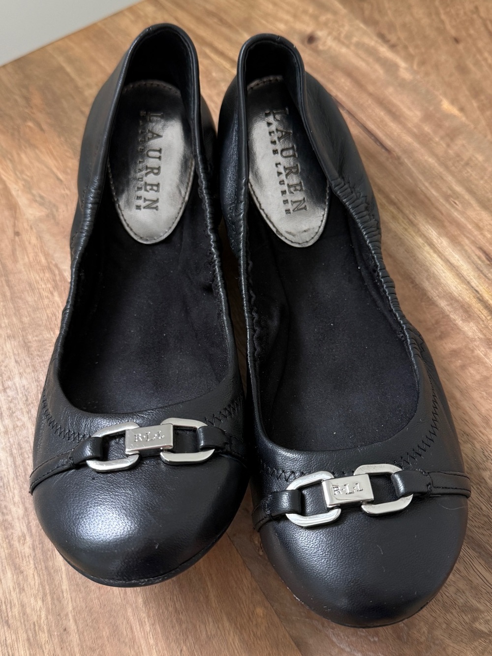 LAUREN RALPH LAUREN Black Leather Ballet Flats Silver Logo Bit Hardware